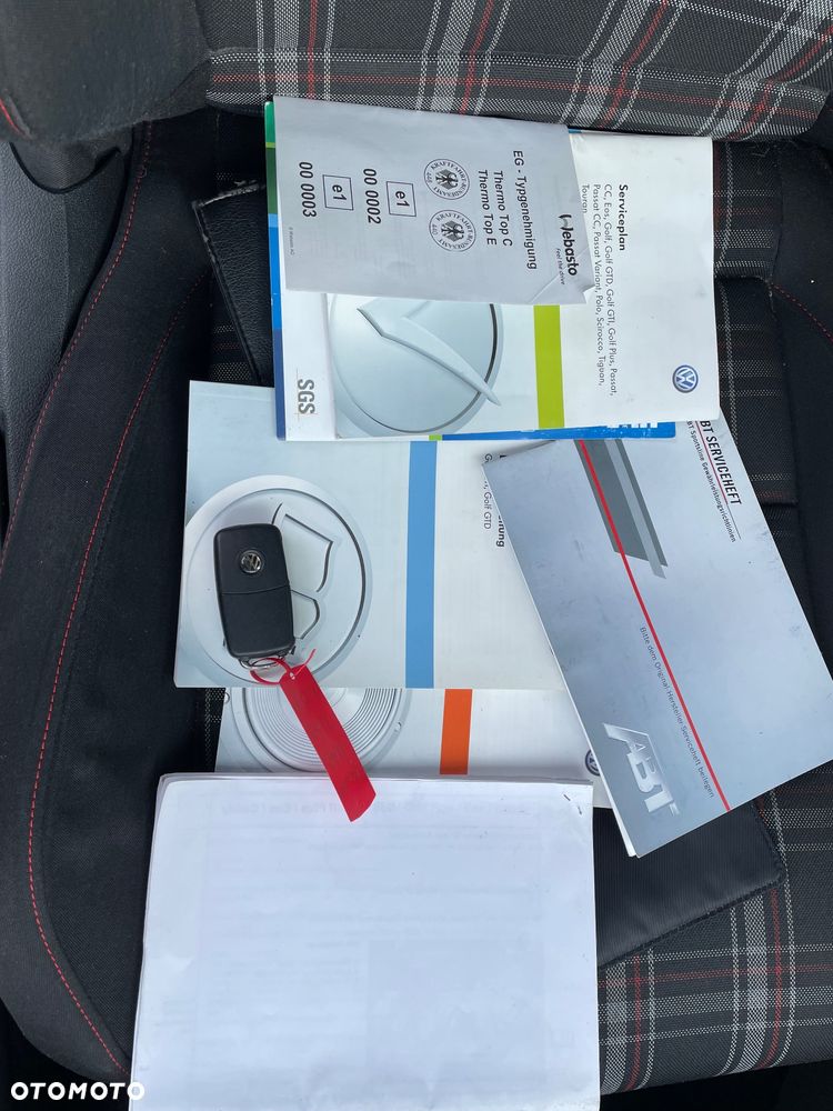 Volkswagen Golf 2.0 GTI - 28