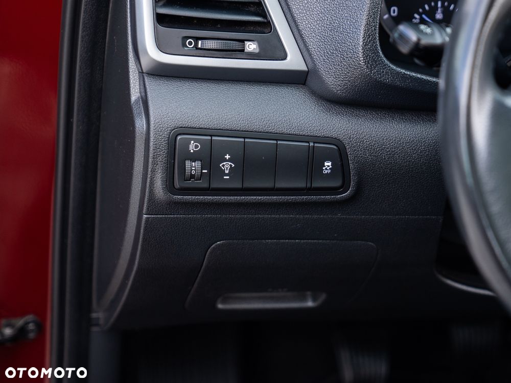 Hyundai Tucson blue 1.7 CRDi 2WD Trend - 32