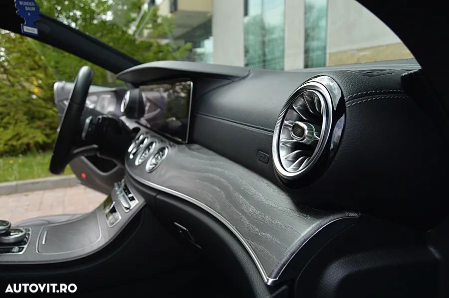 Mercedes-Benz CLS 350 d 4MATIC 9G-TRONIC AMG Line - 33