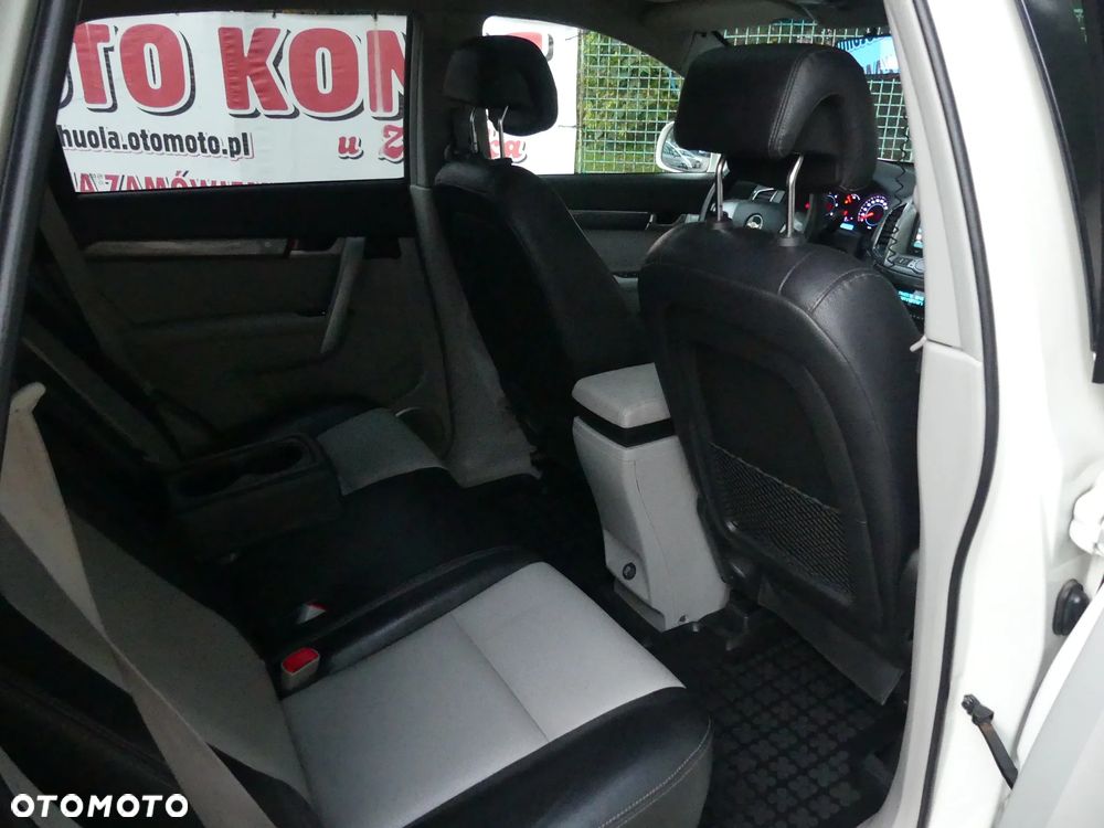 Chevrolet Captiva 2.2 d LTZ - 11