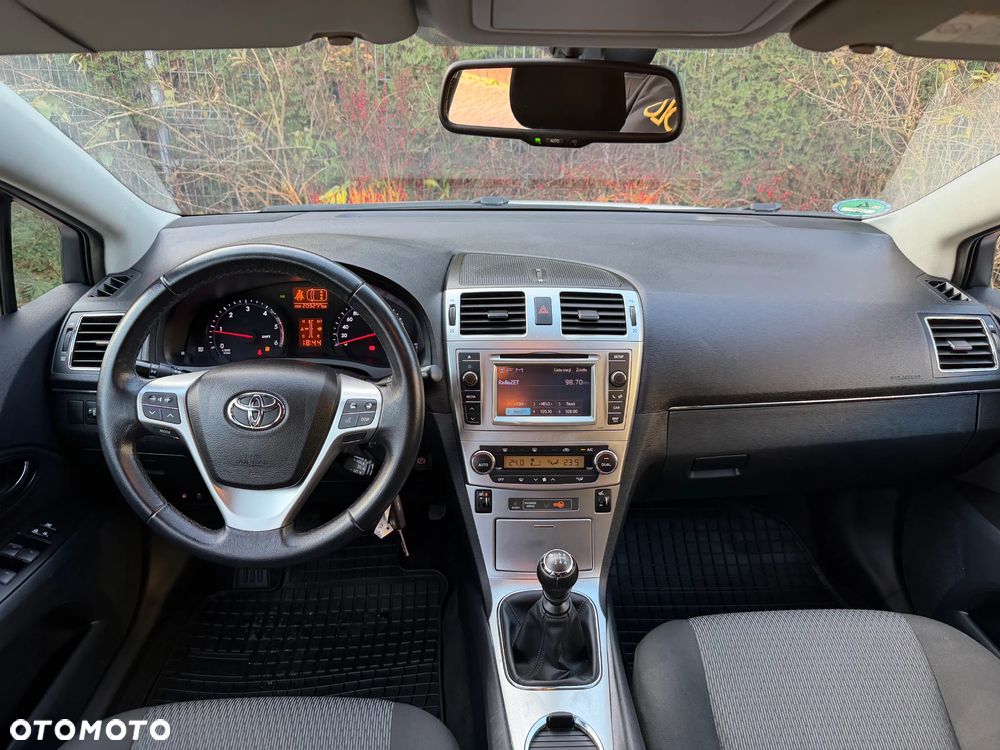 Toyota Avensis 2.0 D-4D Life - 9