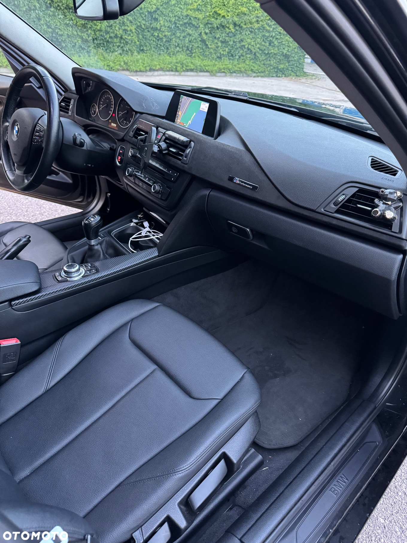 BMW Seria 3 318d Touring - 18