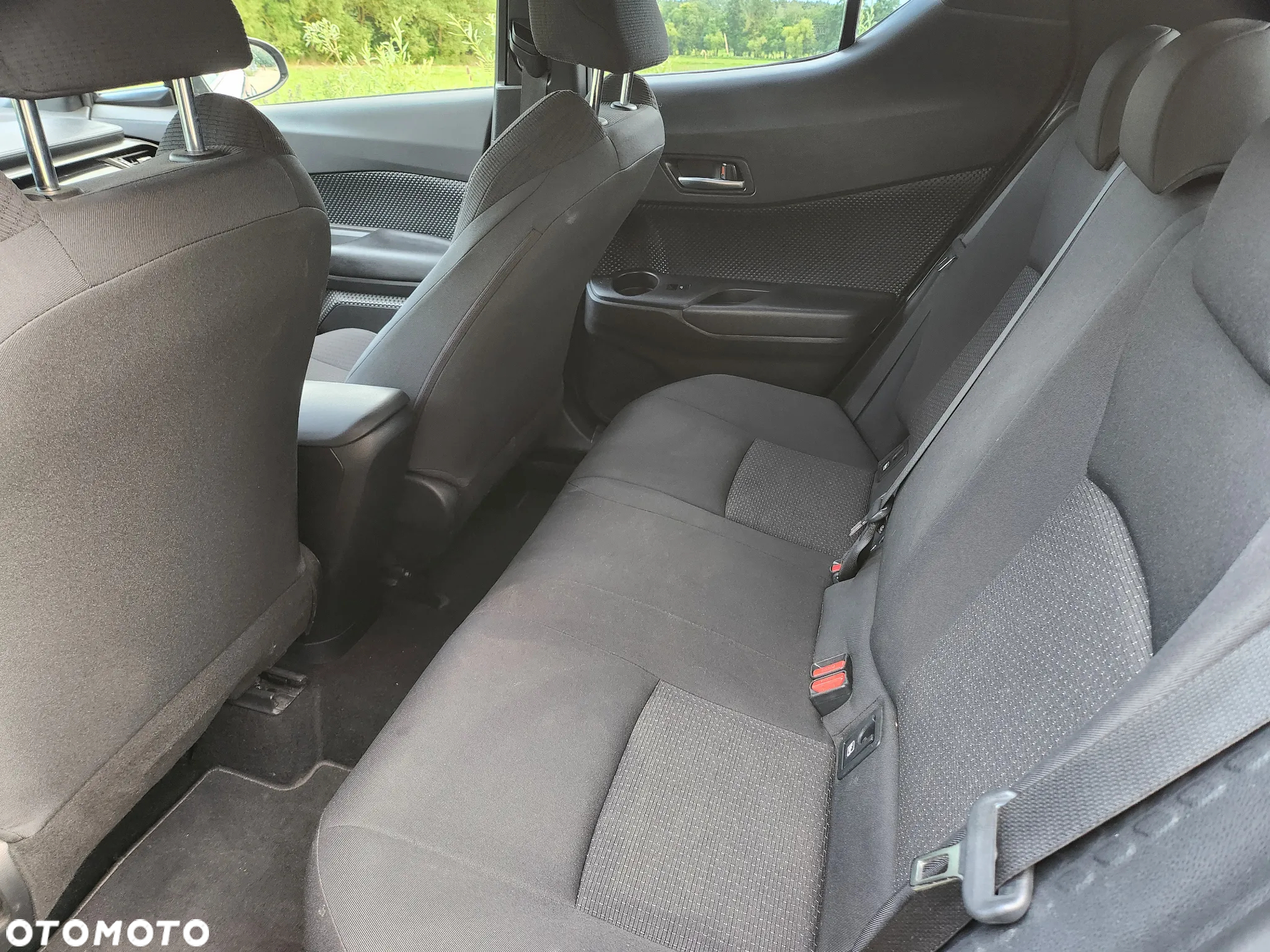 Toyota C-HR 1.8 Hybrid Premium - 9