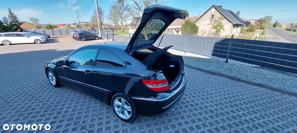 Mercedes-Benz CLC - 38