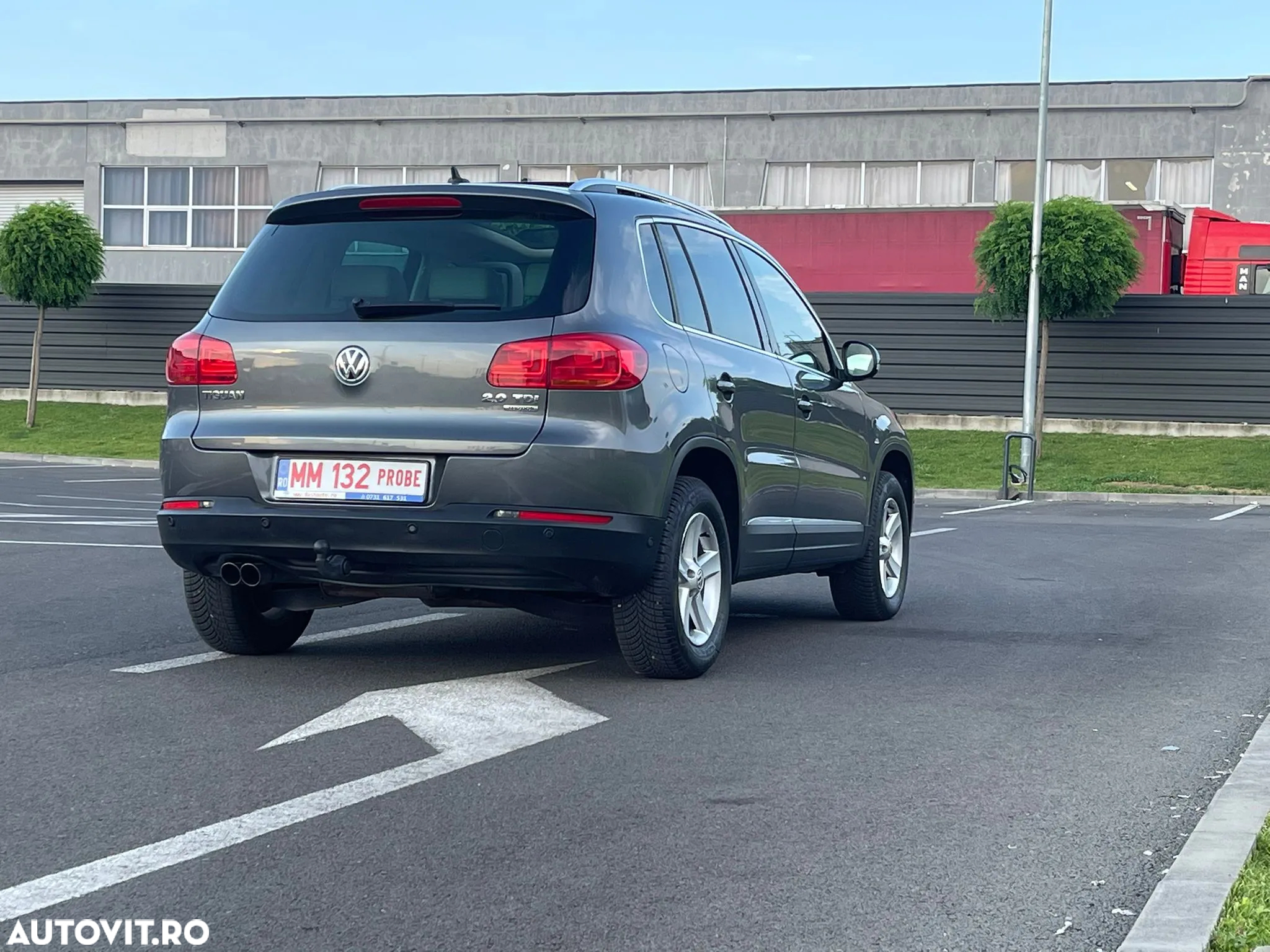 Volkswagen Tiguan 2.0 TDI DPF 4Motion DSG Exclusive - 3