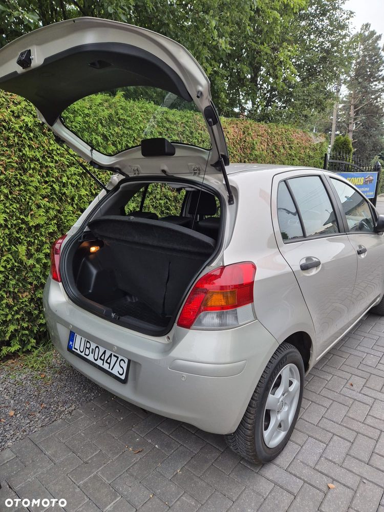 Toyota Yaris - 6
