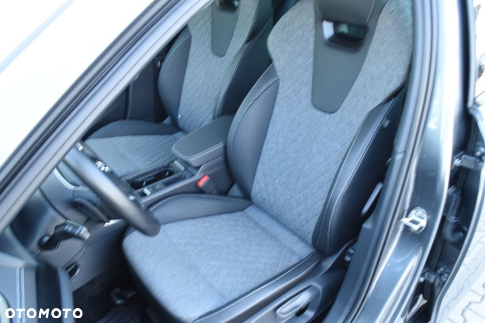 Skoda Octavia 1.5 TSI mHEV Sportline DSG - 28