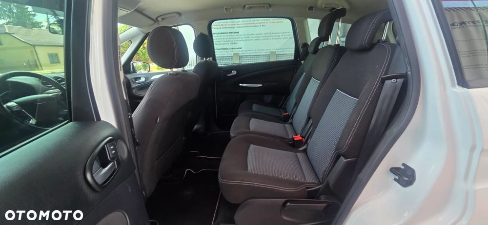 Ford S-Max 2.0 TDCi DPF Business Edition - 33