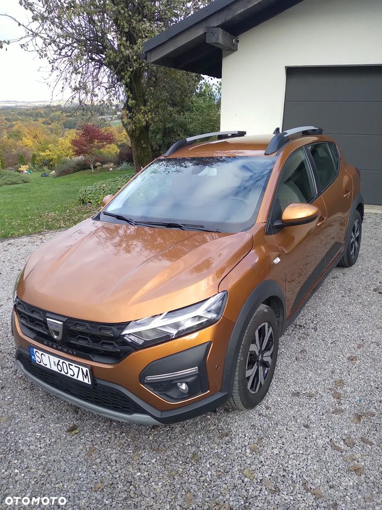 Dacia Sandero TCe 90 Essential - 1