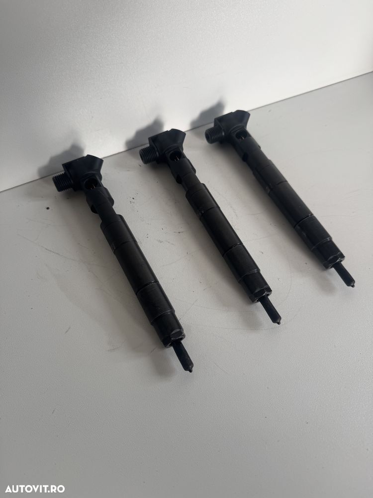 Injectoare mercedes 2.2 om651 EURO 5 cod A6510704987 - 2