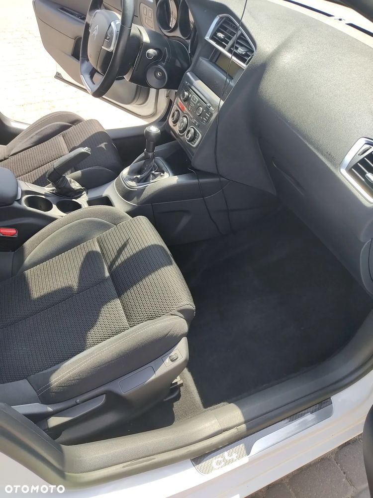 Citroën C4 1.6 VTi Attraction - 12