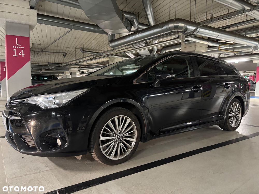 Toyota Avensis Touring Sports 1.8 Business Edition - 3