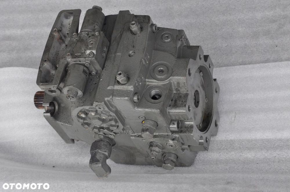 POMPA JAZDY HYDRAULICZNA CLAAS SCORPION 15B03A - 1