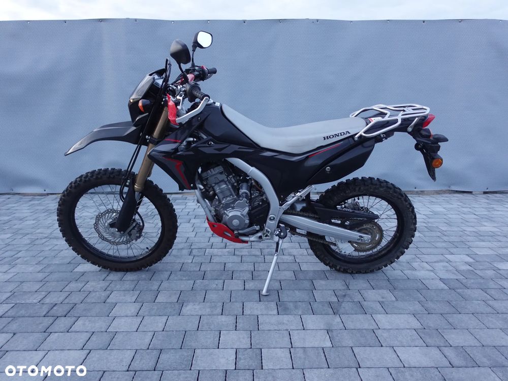 Honda CRF - 1