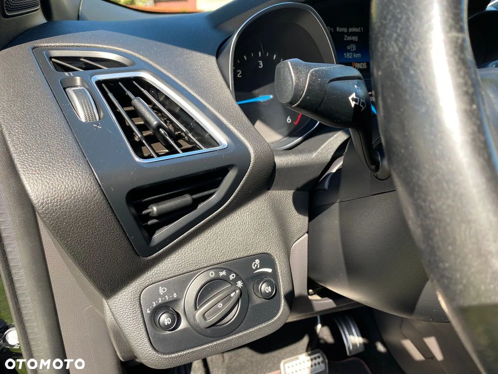 Ford Kuga 2.0 TDCi 4x4 ST-Line - 17