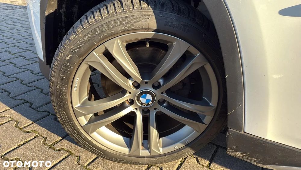 BMW X1 xDrive18d Sport Line - 5