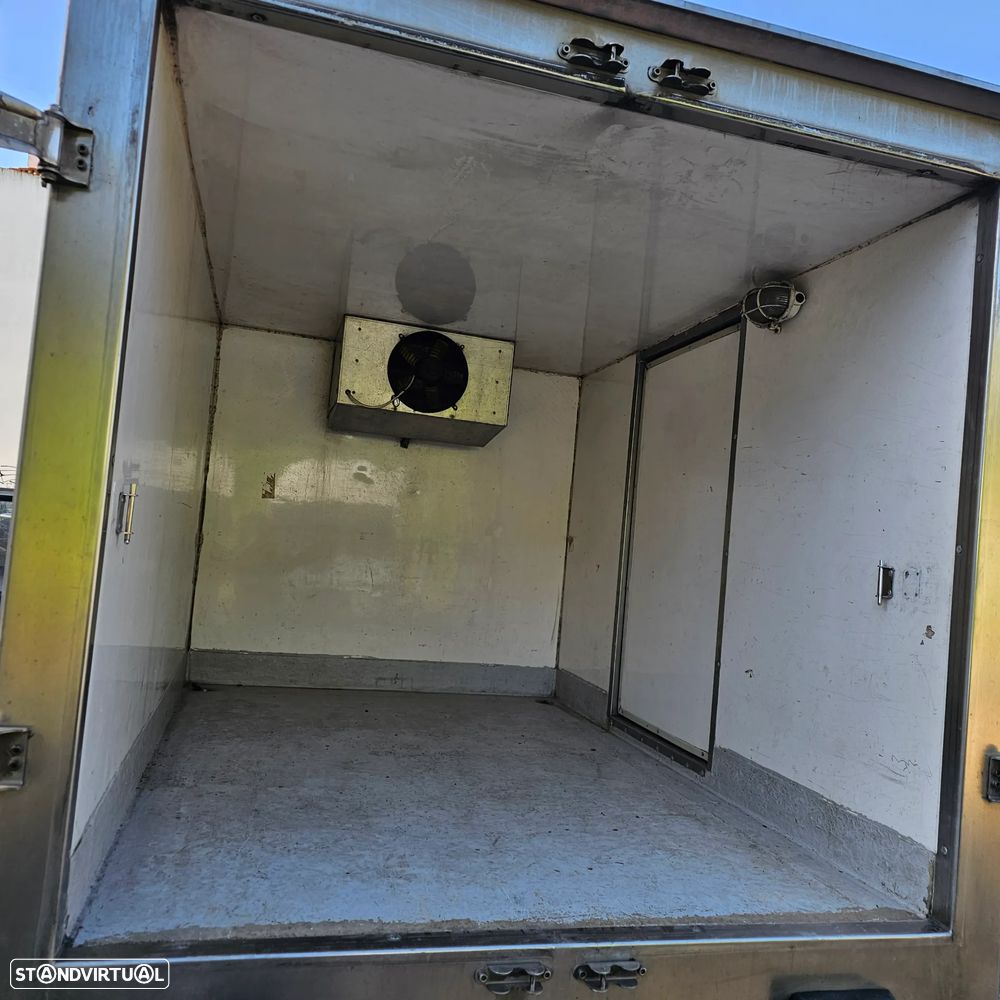 Toyota Hilux FRIGORÍFICA - 21