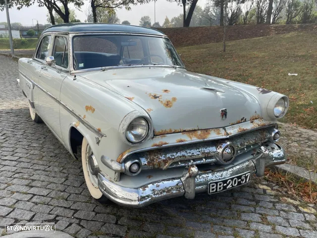 Ford Crestline - 6