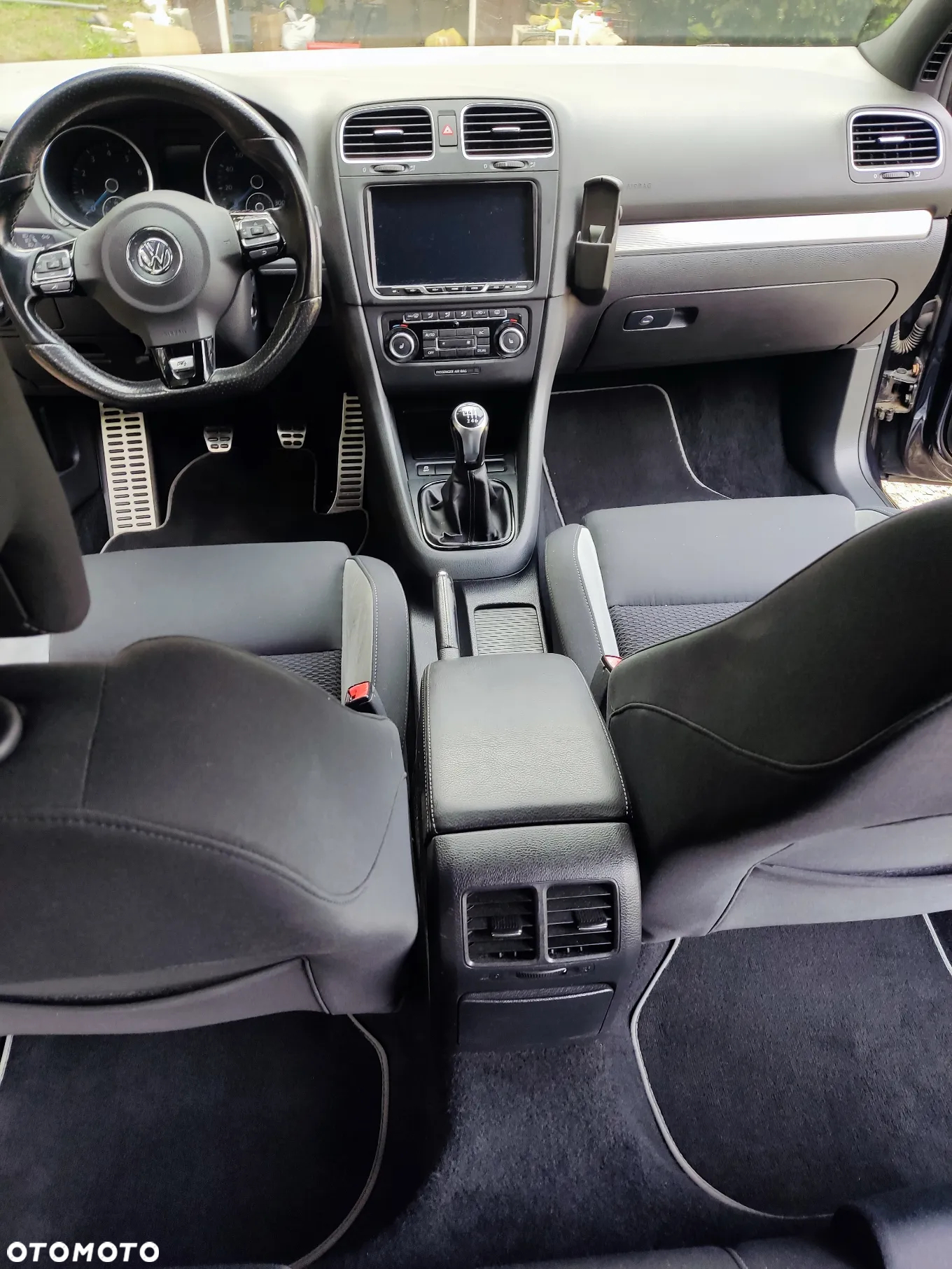 Volkswagen Golf VI 2.0 TSI 4Mot R - 32