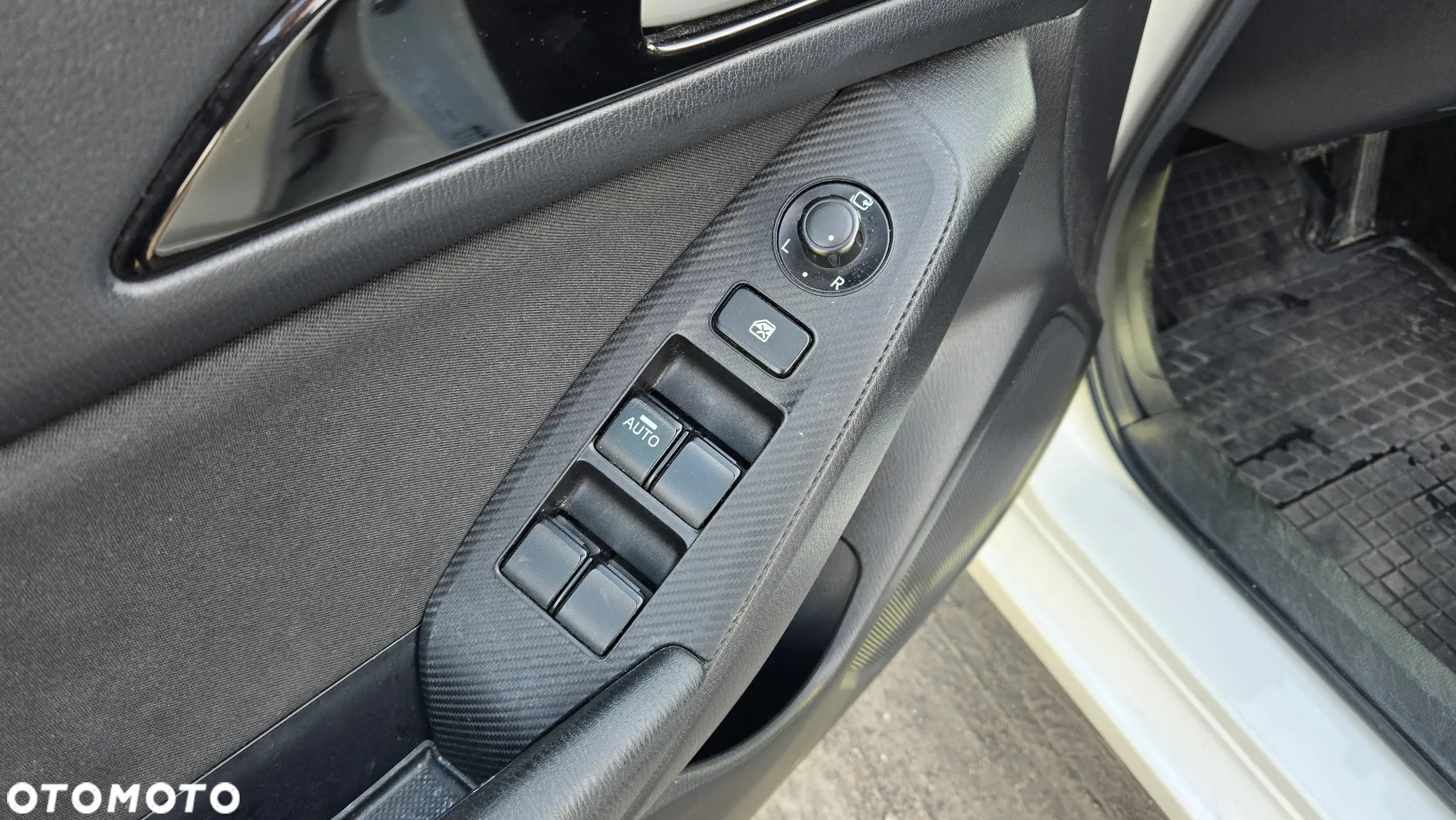 Mazda 3 - 12