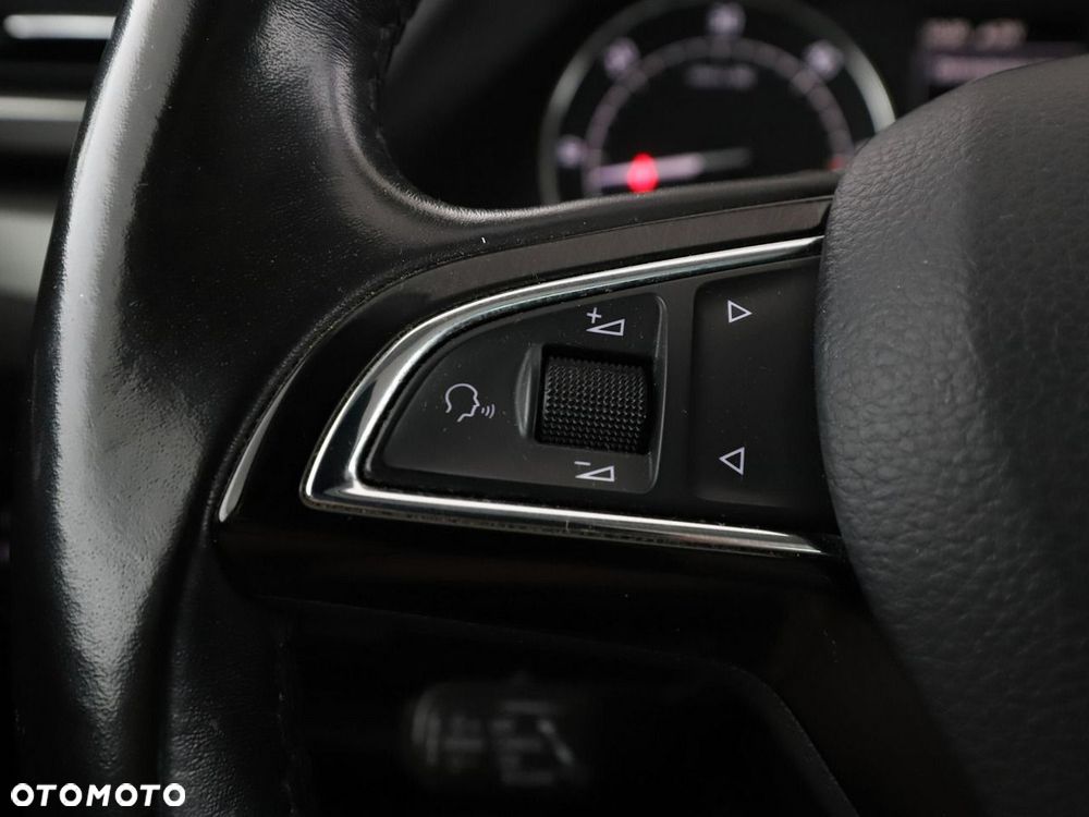 Skoda Superb 1.6 TDI Ambition - 32