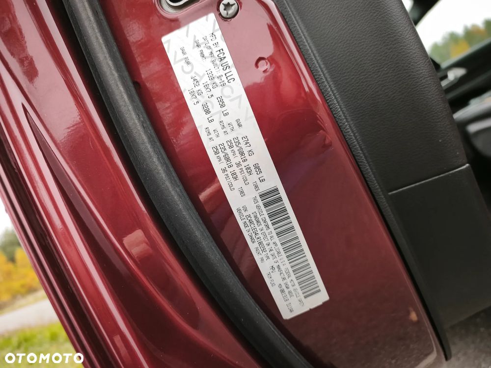 Chrysler Pacifica - 38
