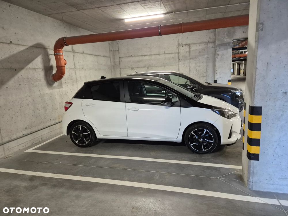 Toyota Yaris 1.5 Selection - 13