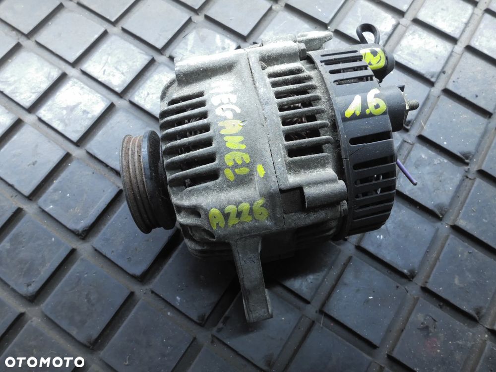 RENAULT MEGANE I 1.6 90 KM ALTERNATOR - 1
