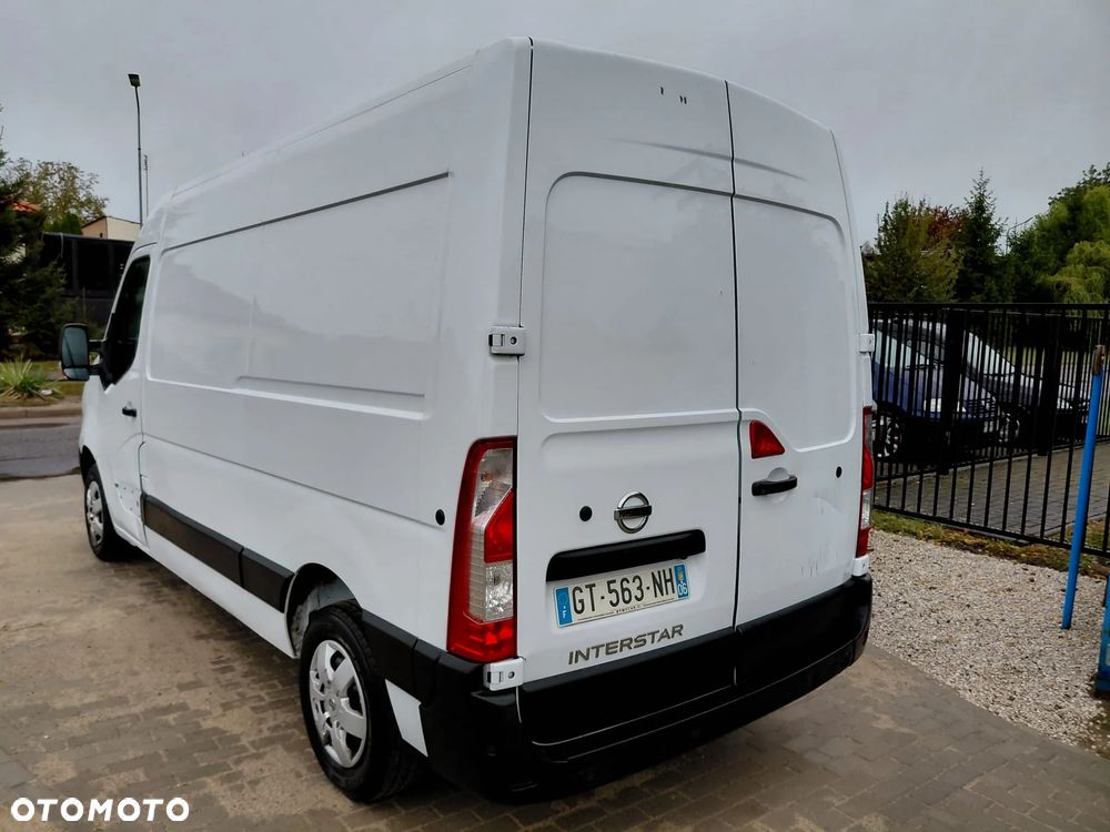 Nissan Interstar - 7