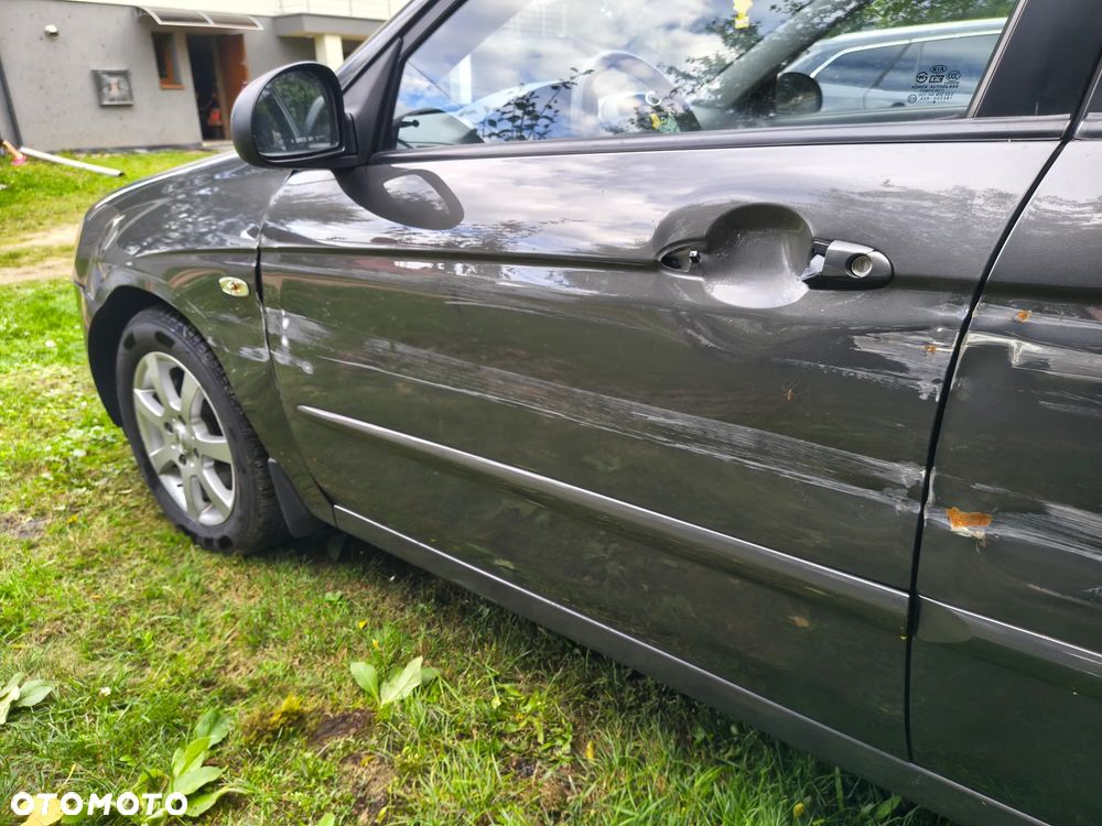 Kia Cerato 1.6 LX / Family - 19