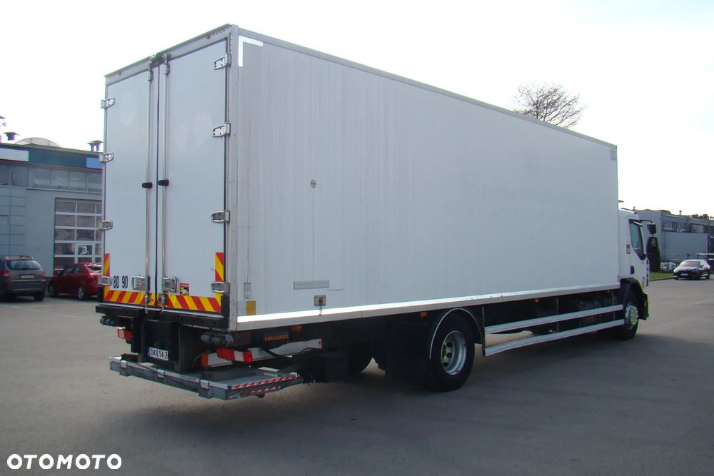 Renault D WIDE 320 - 4