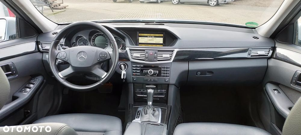 Mercedes-Benz Klasa E - 8