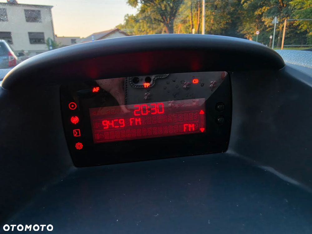 Ford Fiesta 1.25 Viva - 12