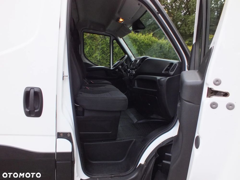 Iveco Daily - 27