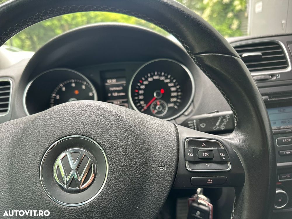 Volkswagen Golf - 14
