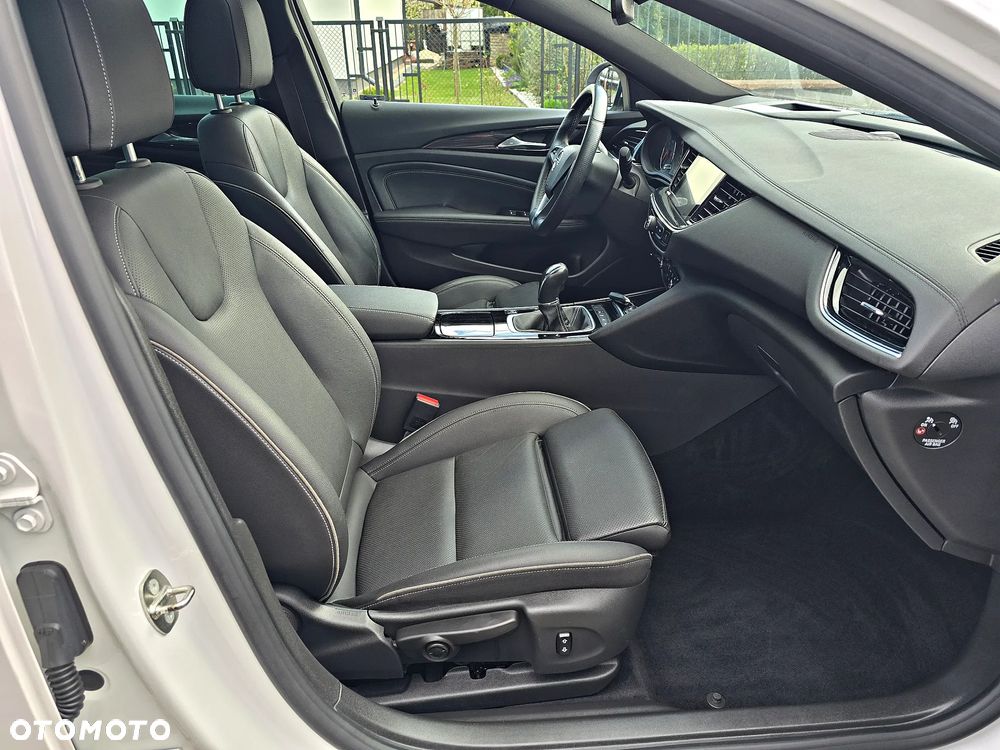 Opel Insignia 2.0 Exclusive - 27
