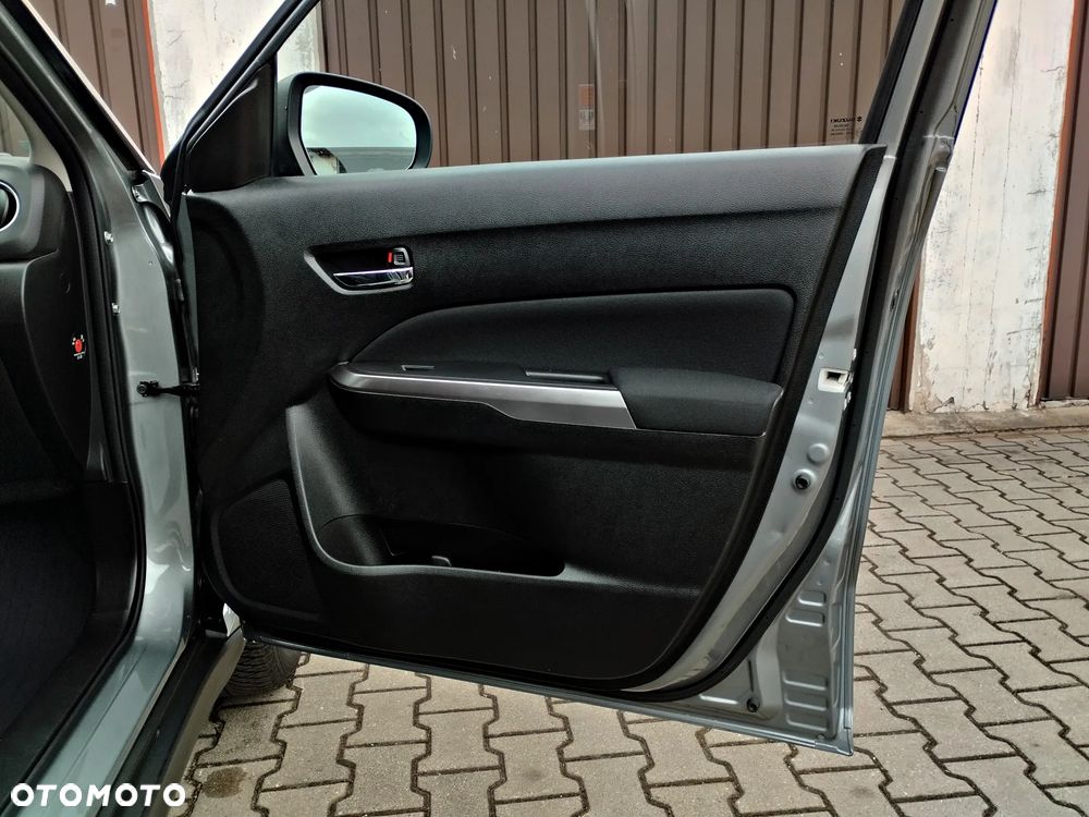 Suzuki Vitara - 30