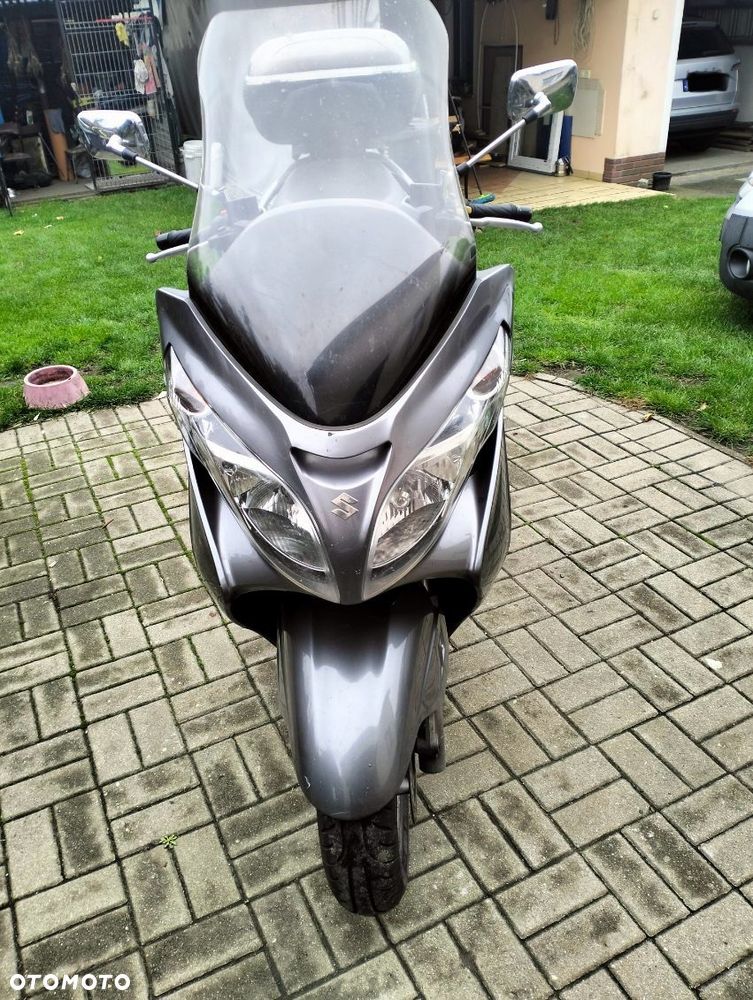 Suzuki Burgman - 3