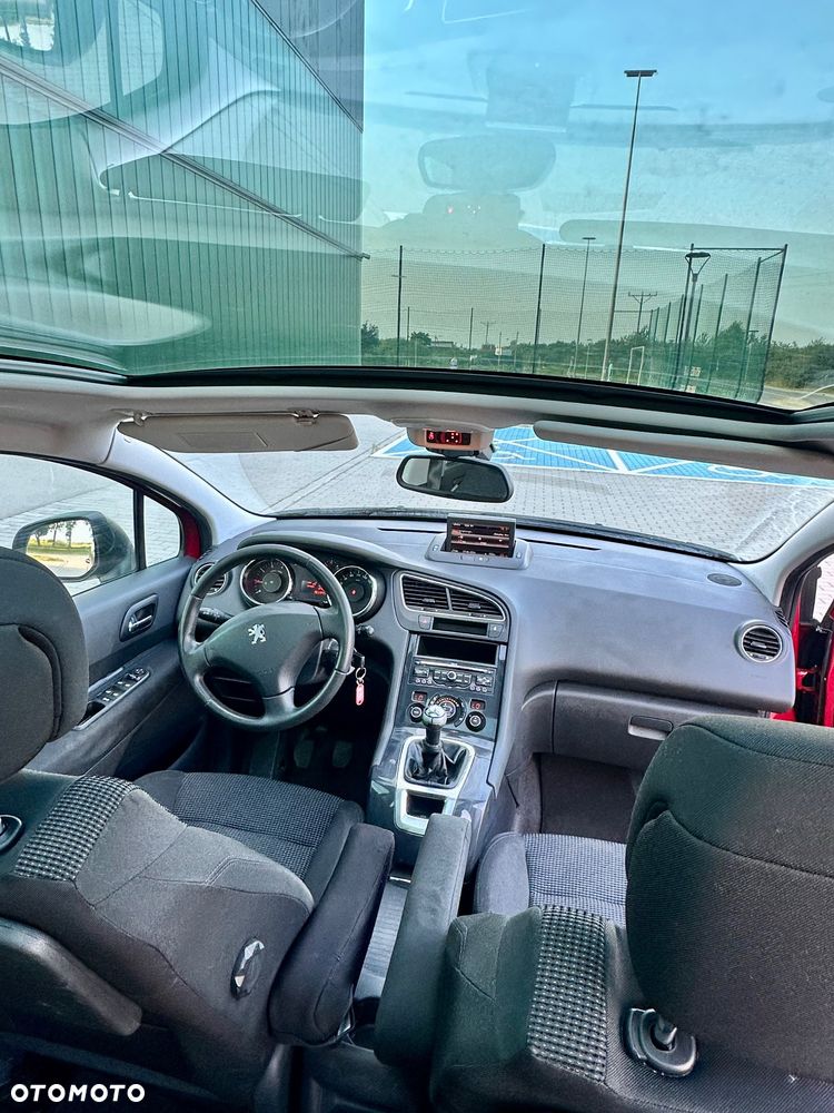 Peugeot 5008 1.6 Premium - 12