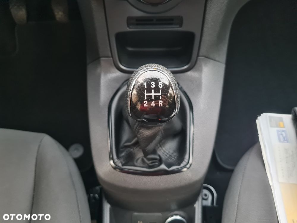 Ford Fiesta 1.25 SYNC Edition - 24