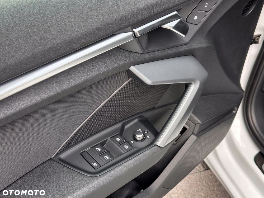 Audi A3 Sportback - 16