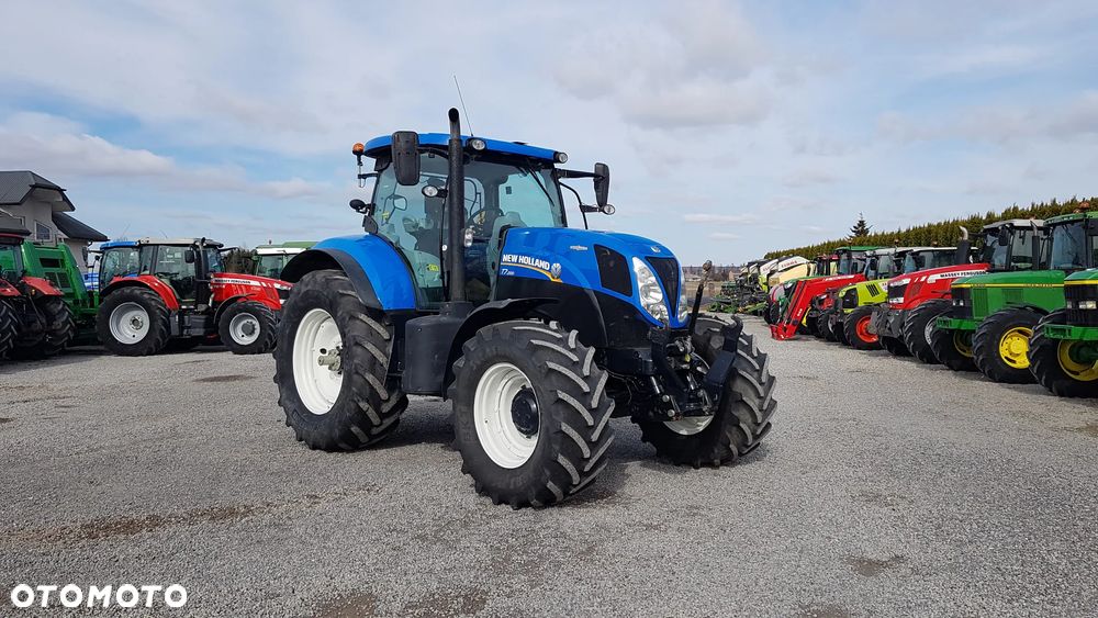 New Holland T7.200 AC 2013R - 16