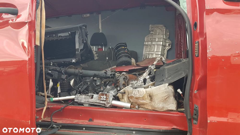 MERCEDES VITO W 447 2021 r CZĘŚCI KAROSERIA - 6