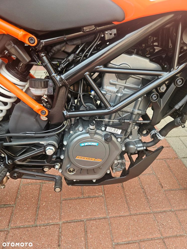 KTM Duke 125 - 3