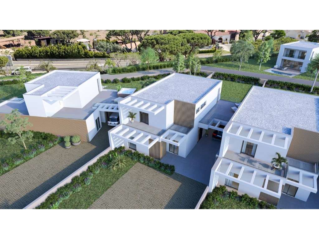 Moradia Excepcional com Piscina e Jardim Privado na zona da Cascalh... - Grande imagem: 4/45