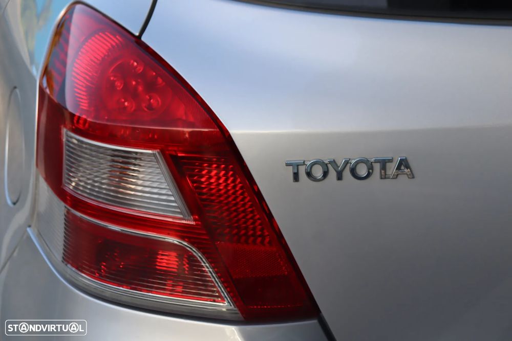 Toyota Yaris 1.0 VVT-i Comfort - 31