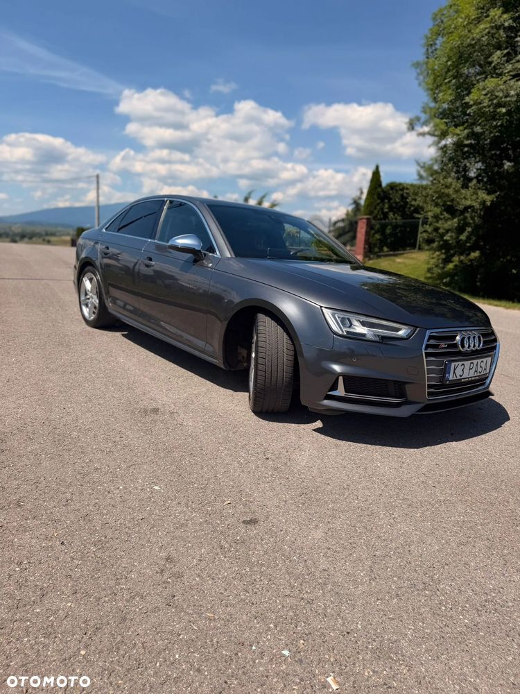 Audi S4 Limousine - 13