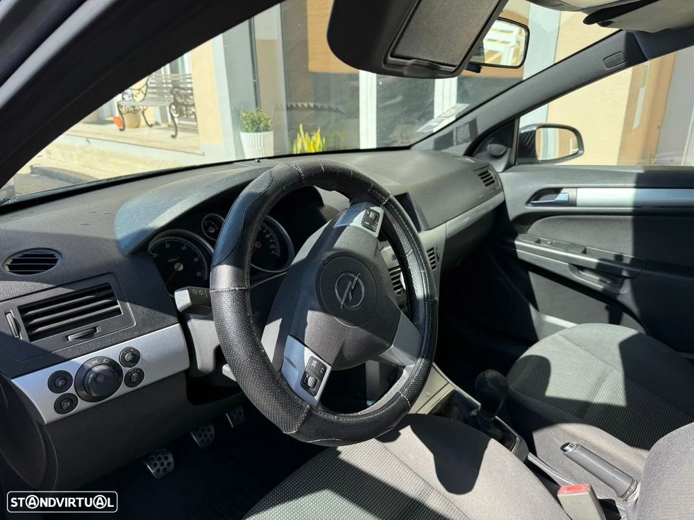 Opel Astra GTC 1.3 CDTi - 7