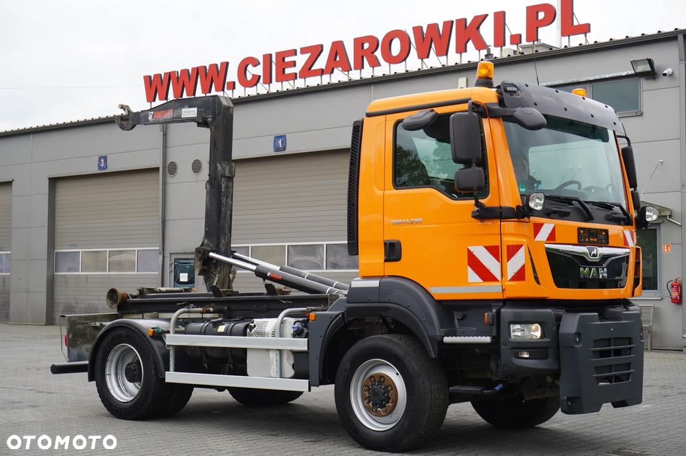 MAN TGM 13.290 / 4x4 / 30 tys. km!!! / hakowiec HIAB XR8S3250 / DMC 15 ton - 15