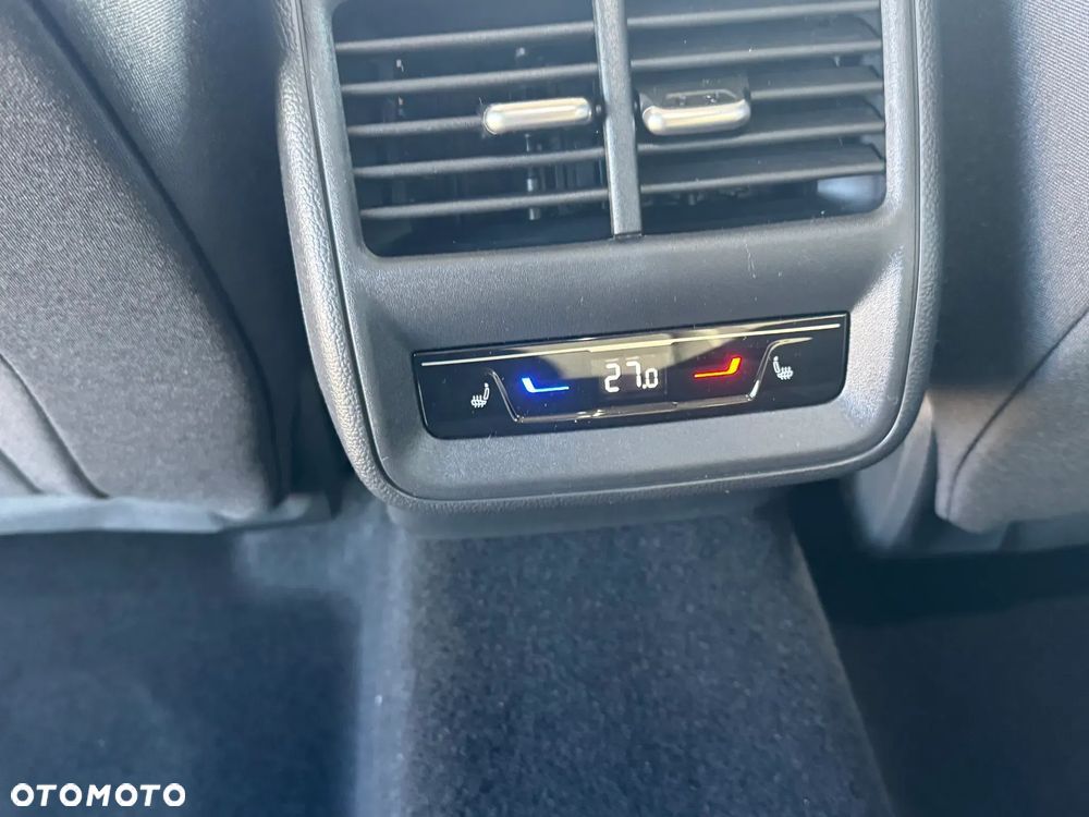 Skoda Superb 2.0 TDI SCR 4x4 Drive DSG - 25